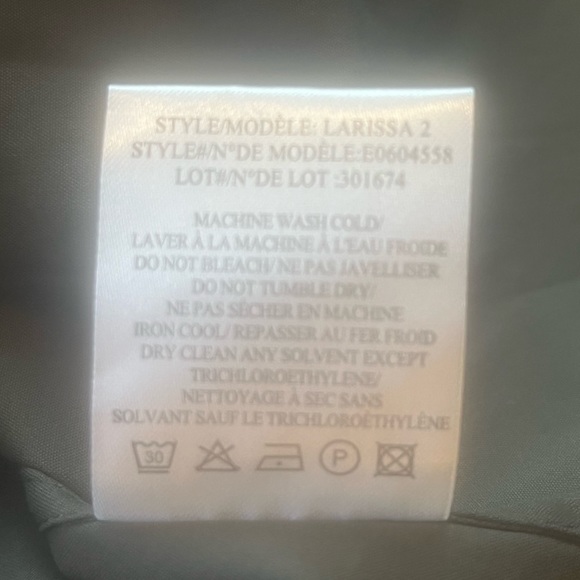 NWT Theory Larissa 2 Luxe Leaf Long Sleeve button Down Shirt Top Dark Gray Green - Picture 4 of 8